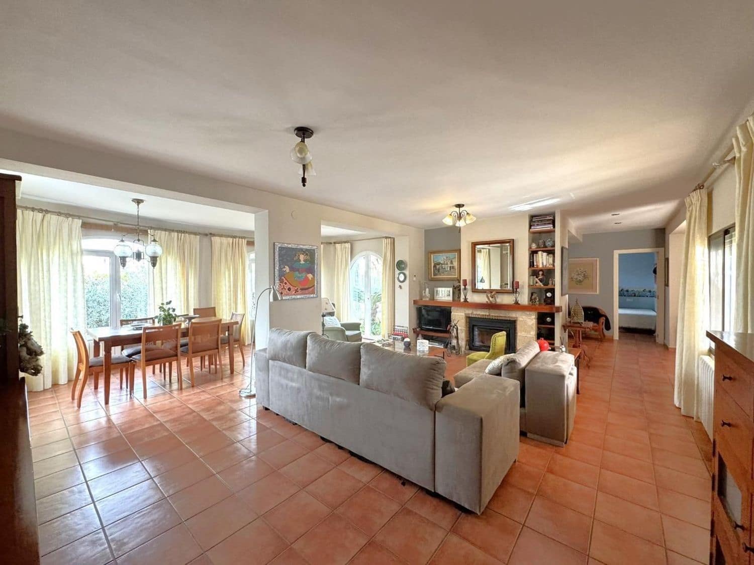 6 bedroom Villa for sale in Denia with pool garage - € 795,000 (Ref: 9637584)