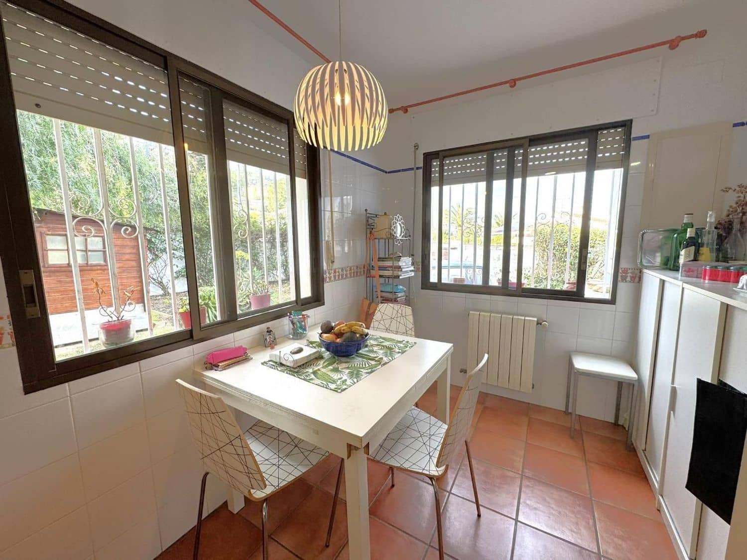 6 bedroom Villa for sale in Denia with pool garage - € 795,000 (Ref: 9637584)