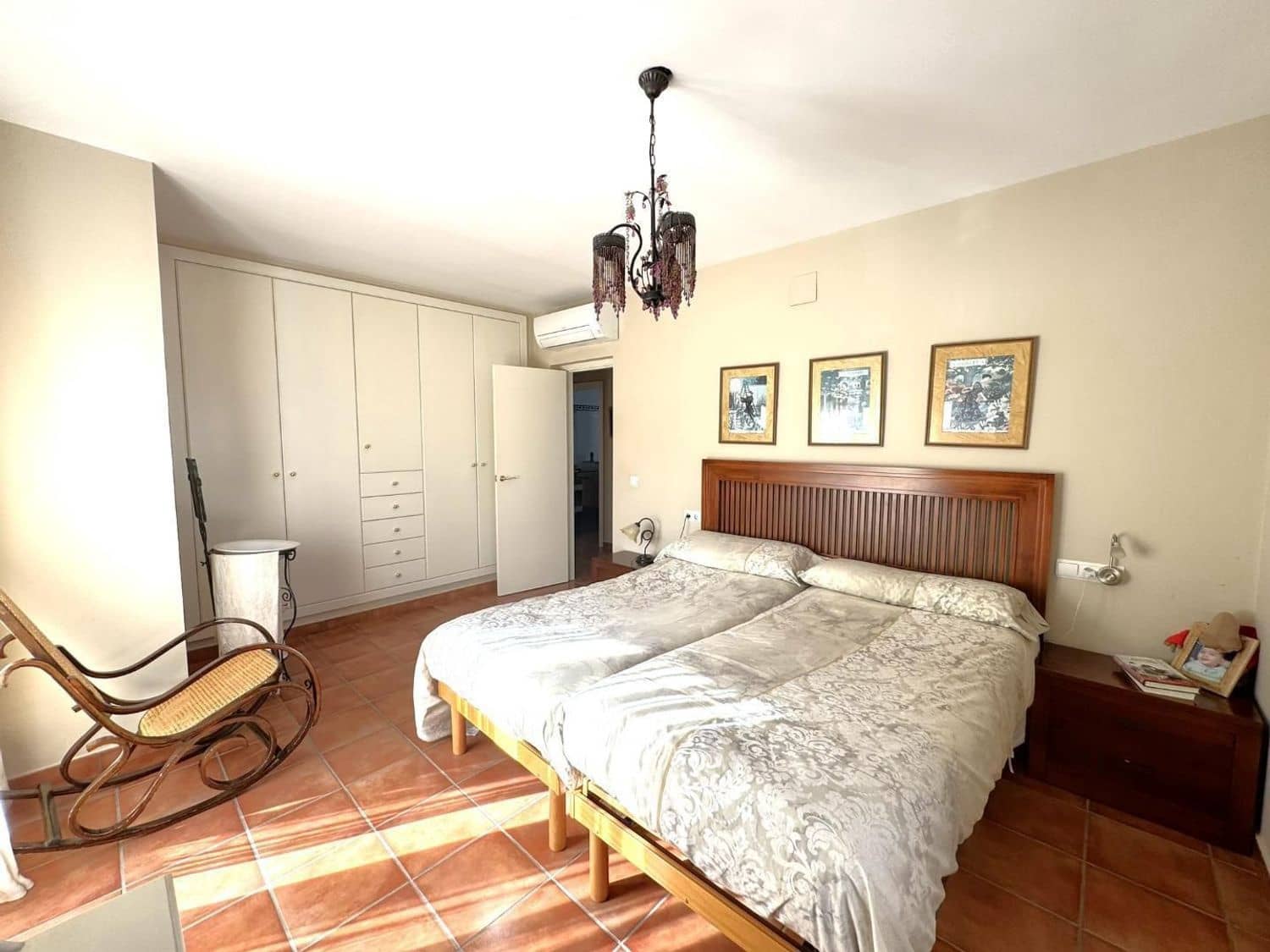 6 bedroom Villa for sale in Denia with pool garage - € 795,000 (Ref: 9637584)