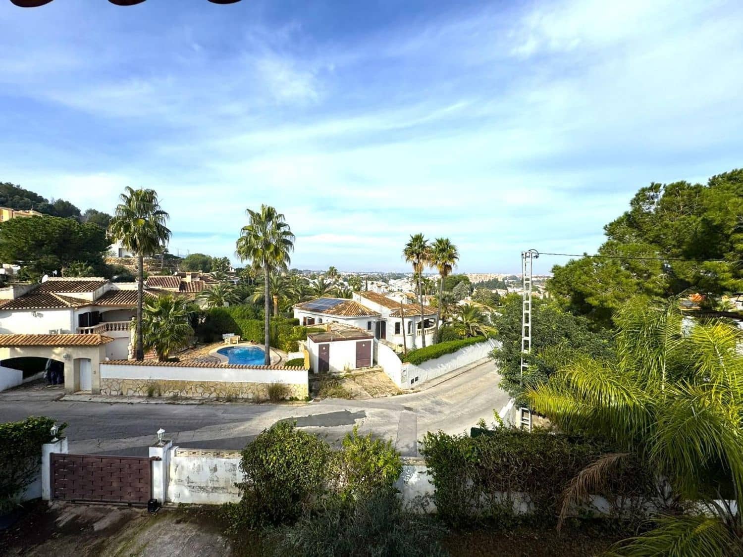 6 bedroom Villa for sale in Denia with pool garage - € 795,000 (Ref: 9637584)