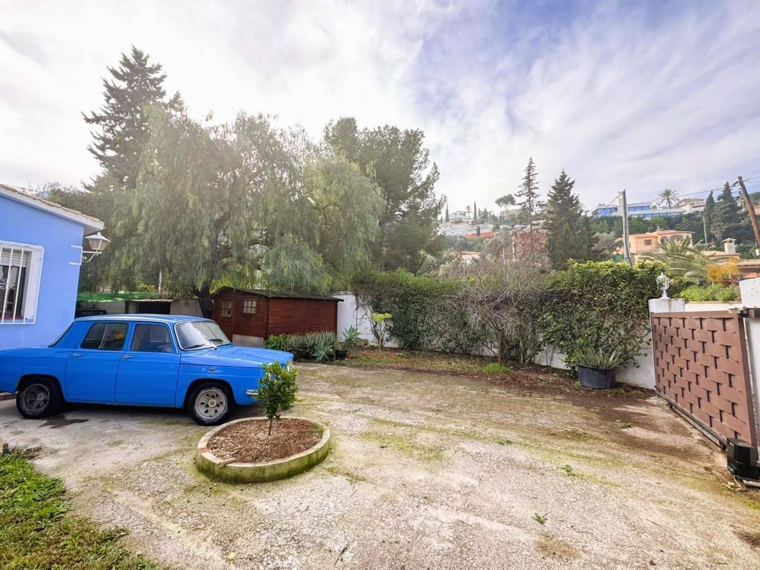 6 bedroom Villa for sale in Denia with pool garage - € 795,000 (Ref: 9637584)