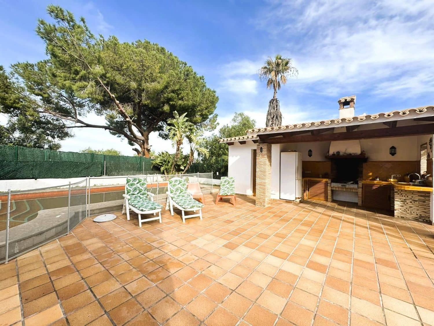 6 bedroom Villa for sale in Denia with pool garage - € 795,000 (Ref: 9637584)