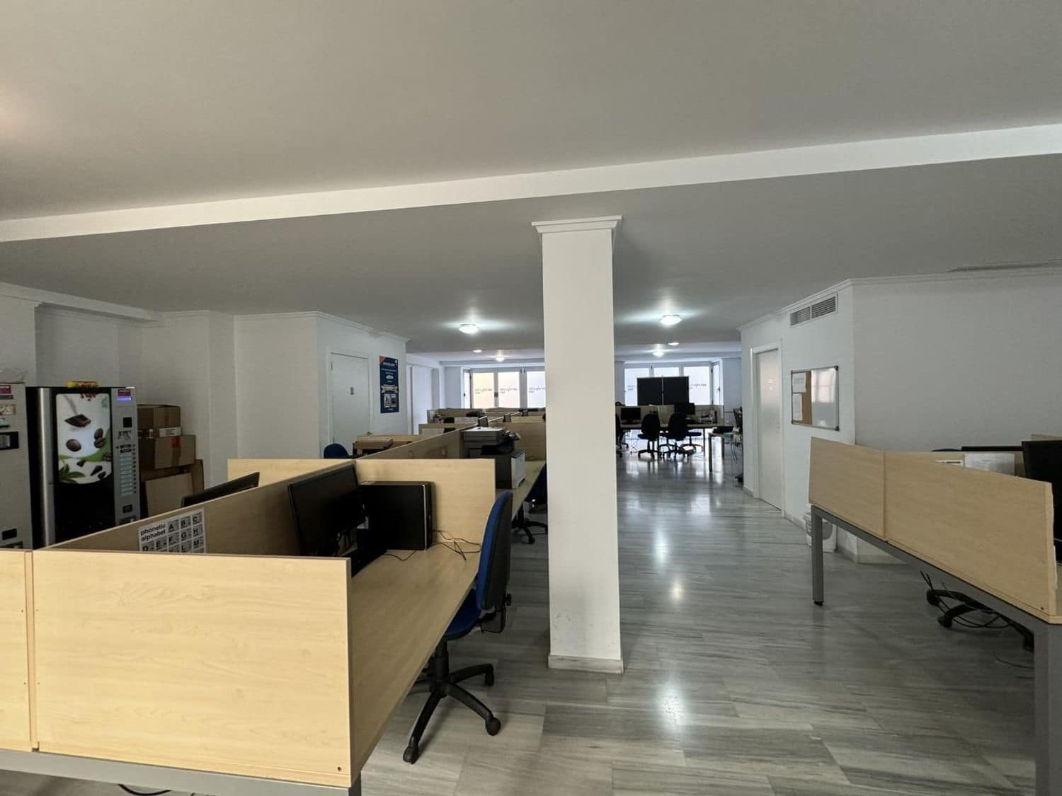 Kontor til leie i Denia - € 1 100 (Ref: 9637586)