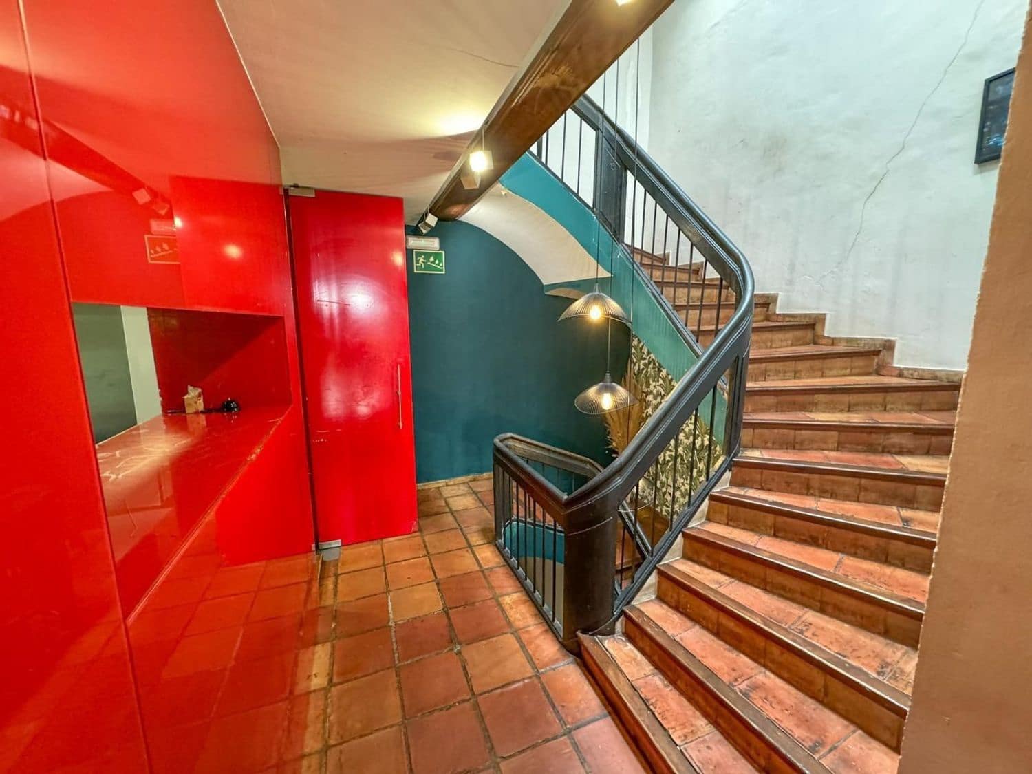 Commercieel te huur in Denia - € 2.040 (Ref: 9637587)