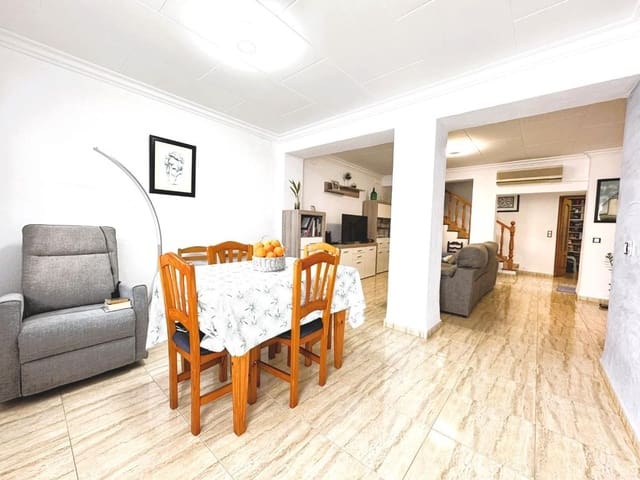 4 Zimmer Villa zu verkaufen in El Puerto, Dénia - 525.000 € (Ref: 9637592)