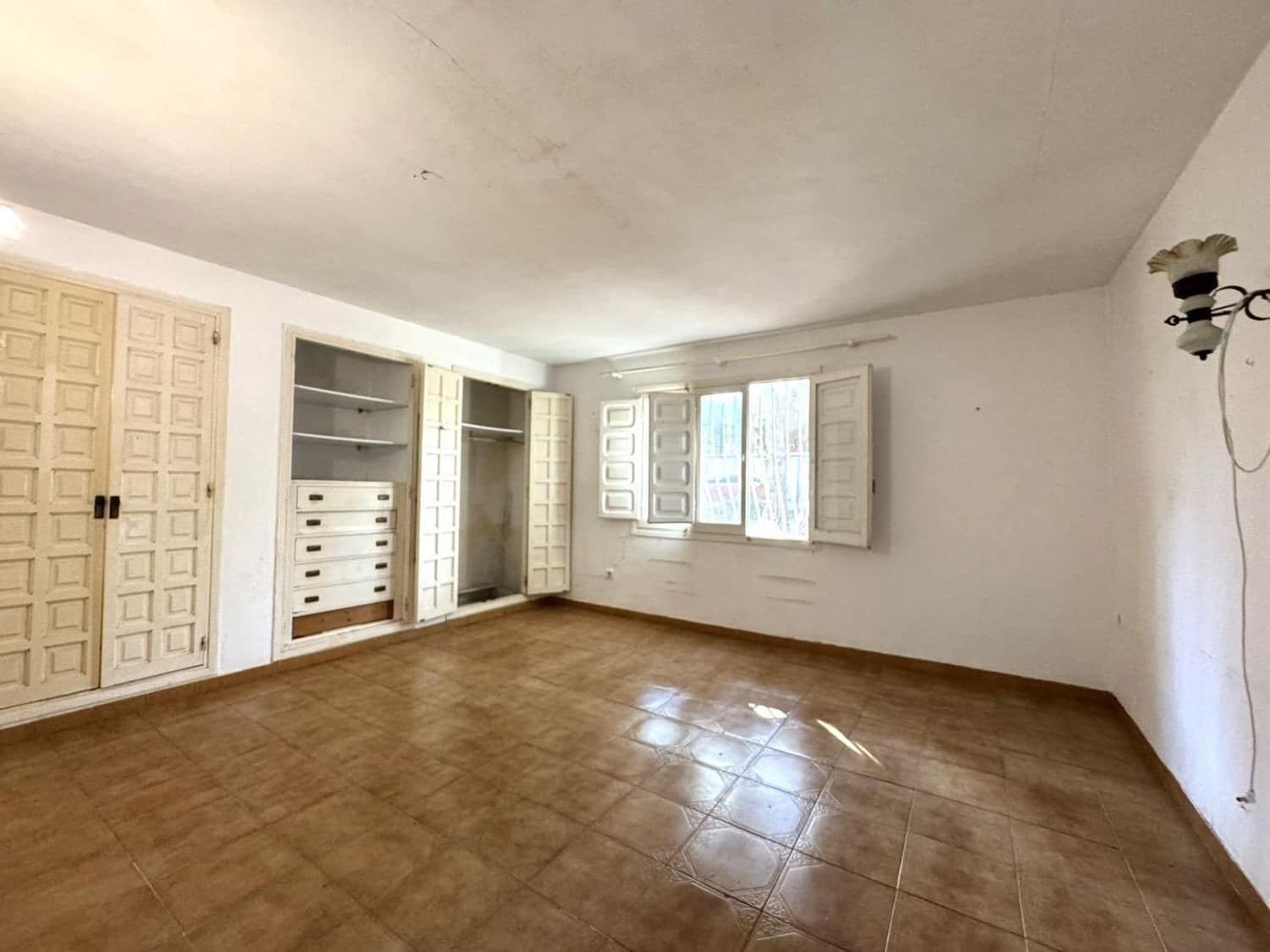 11 makuuhuone Huvila myytävänä paikassa Denia - 817 000 € (Ref: 9637593)