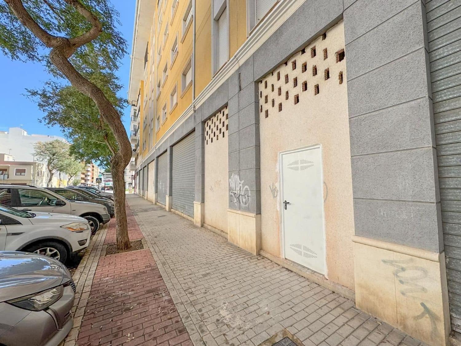 Kommersiell til leie i Denia - € 4 800 (Ref: 9637594)