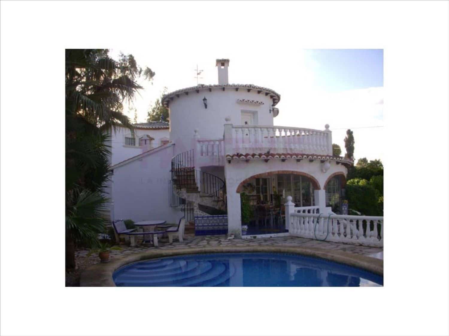 6 bedroom Villa for sale in Denia - € 790,000 (Ref: 9637595)