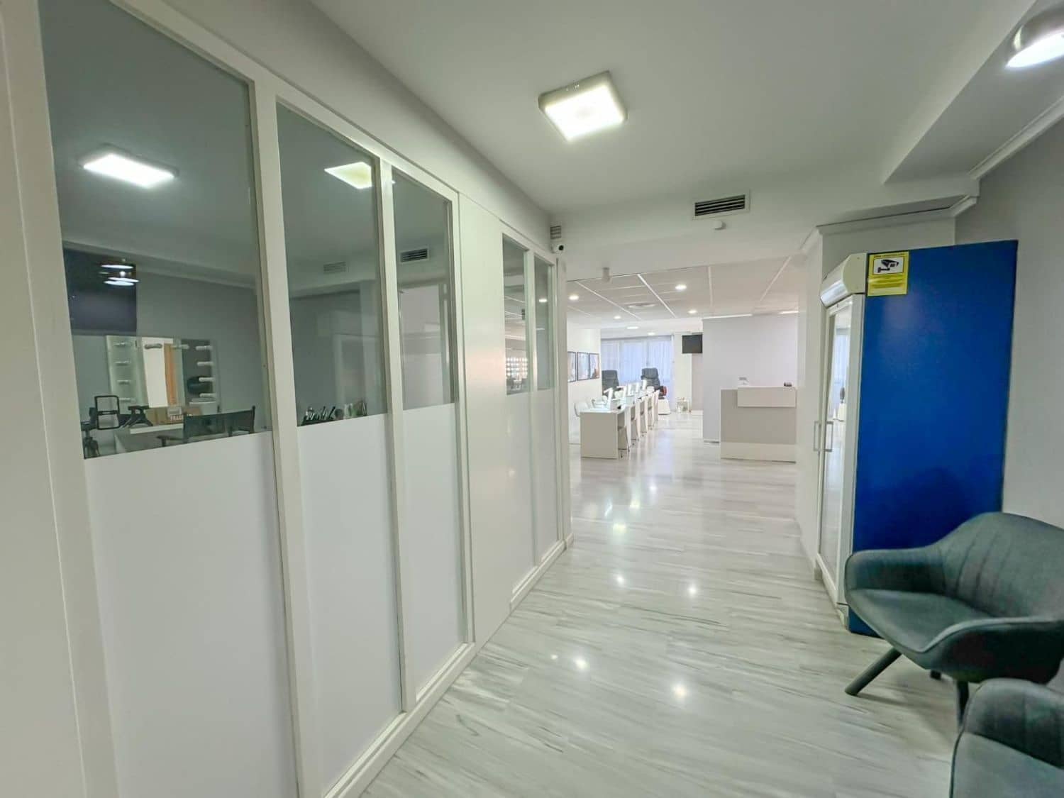 Local Commercial à louer à Denia - 700 € (Ref: 9637596)