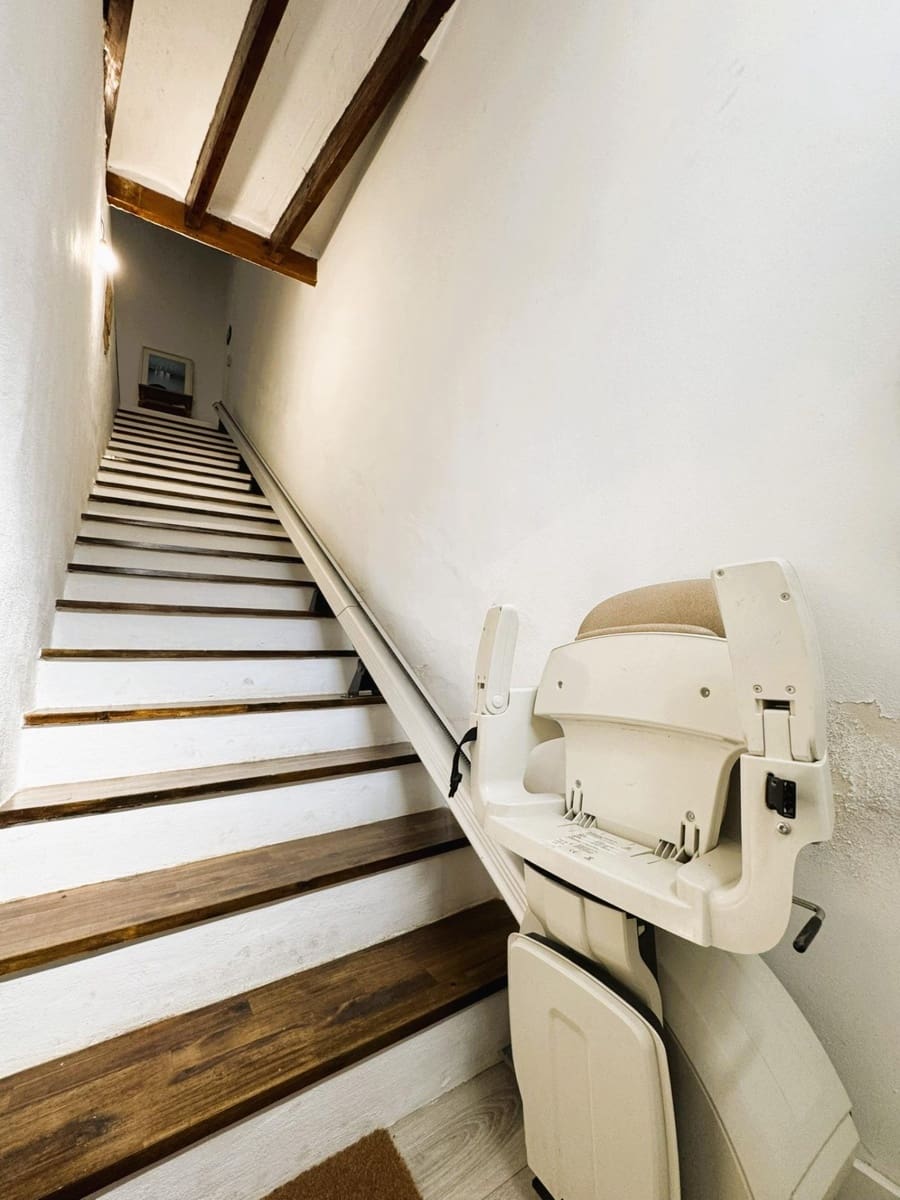 3 bedroom Townhouse for sale in Denia with garage - € 449,000 (Ref: 9637599)