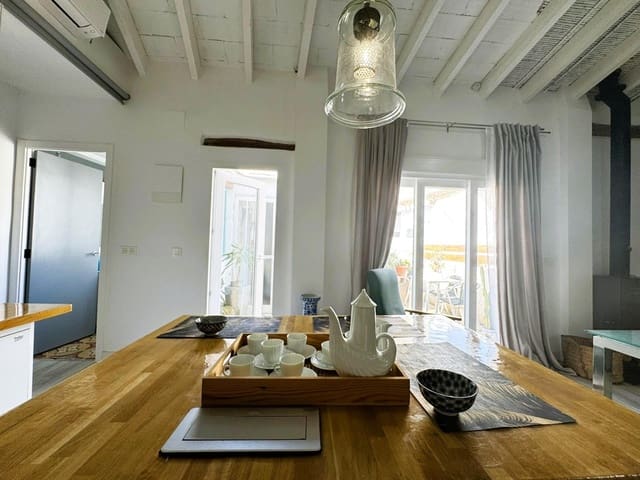 3 sypialnia Dom na sprzedaż w Centro Urbano, Dénia z garażem - 435 000 € (Ref: 9637599)