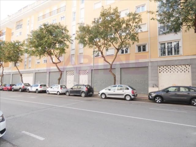 Kommersiell att hyra i Centro Urbano, Dénia - 1 200 € (Ref: 9651981)