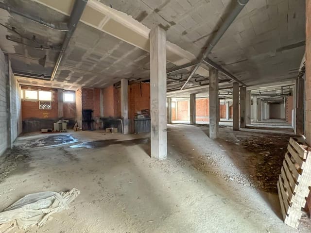 Kommersiell att hyra i Centro Urbano, Dénia - 1 200 € (Ref: 9651981)