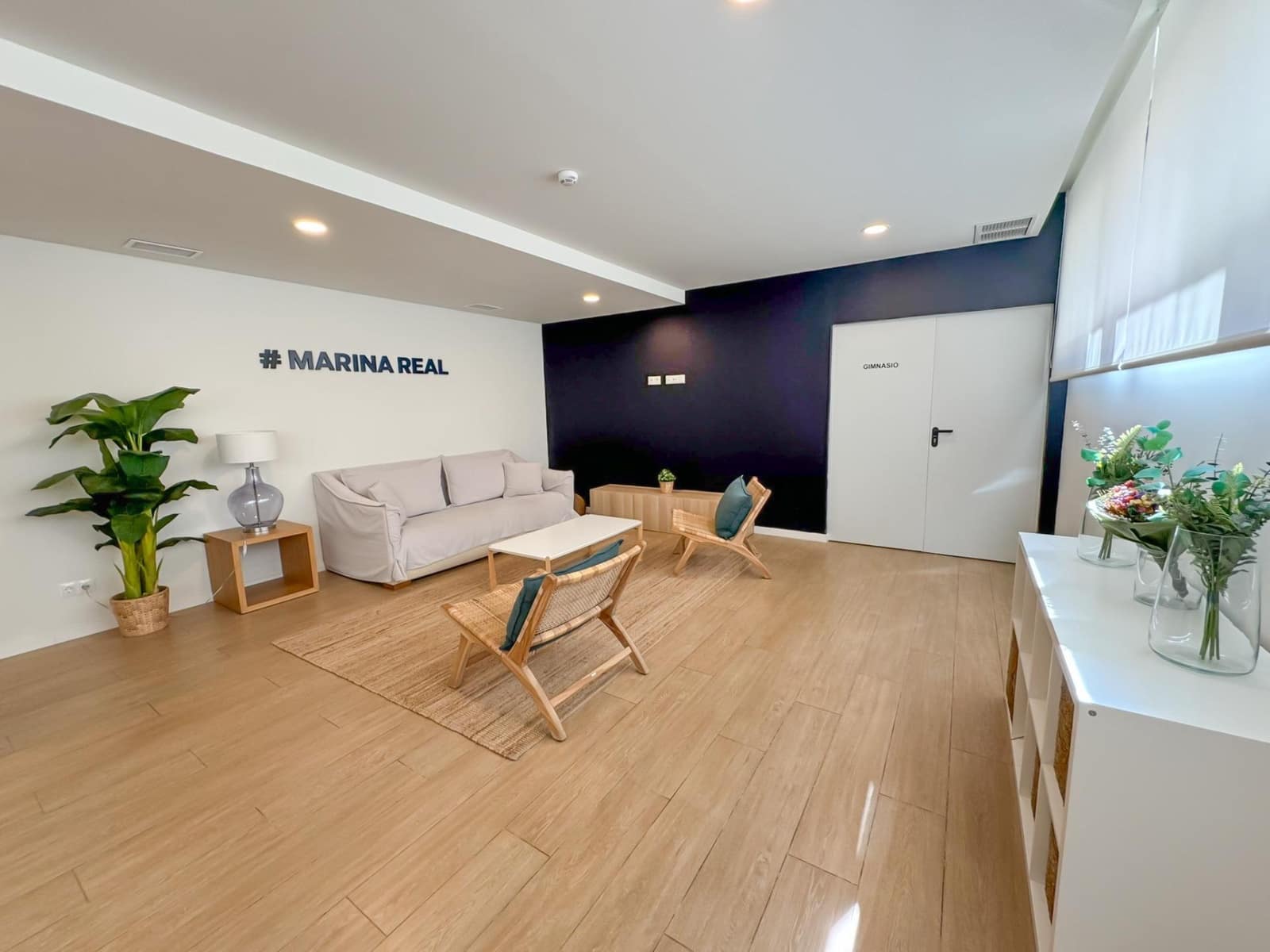 2 soveværelse Lejlighed til leje i Denia - € 1.500 (Ref: 9686425)