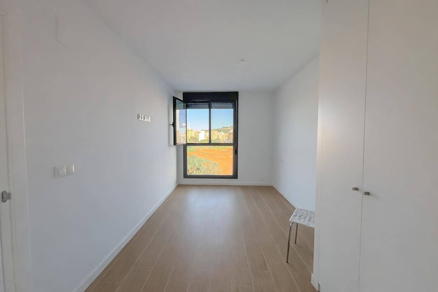 2 soveværelse Lejlighed til leje i Denia - € 1.500 (Ref: 9686425)