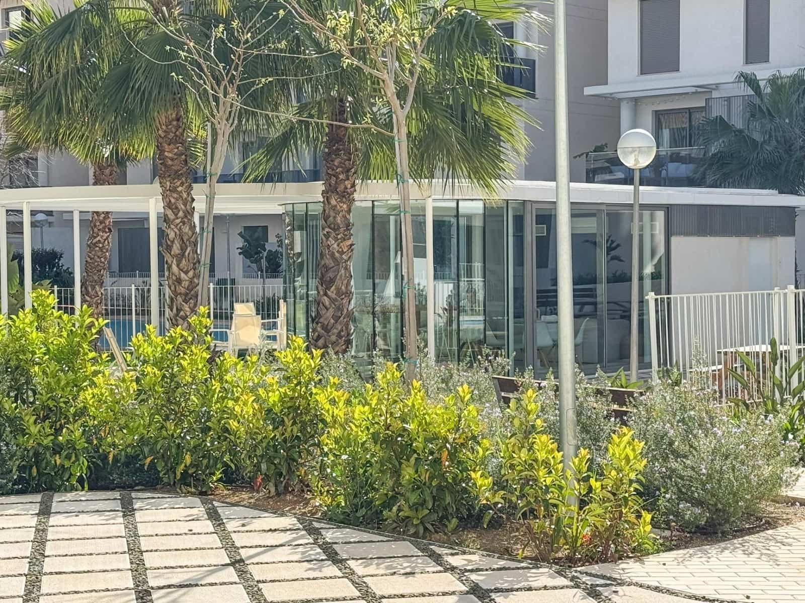 2 soveværelse Lejlighed til leje i Denia - € 1.500 (Ref: 9686425)