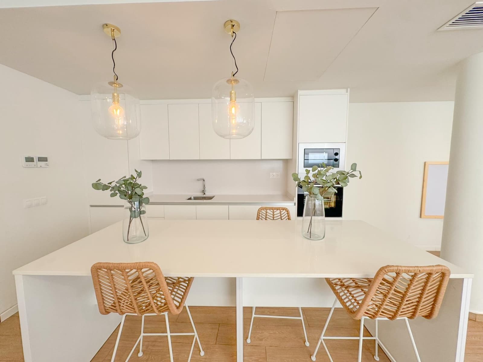 2 soveværelse Lejlighed til leje i Denia - € 1.500 (Ref: 9686425)