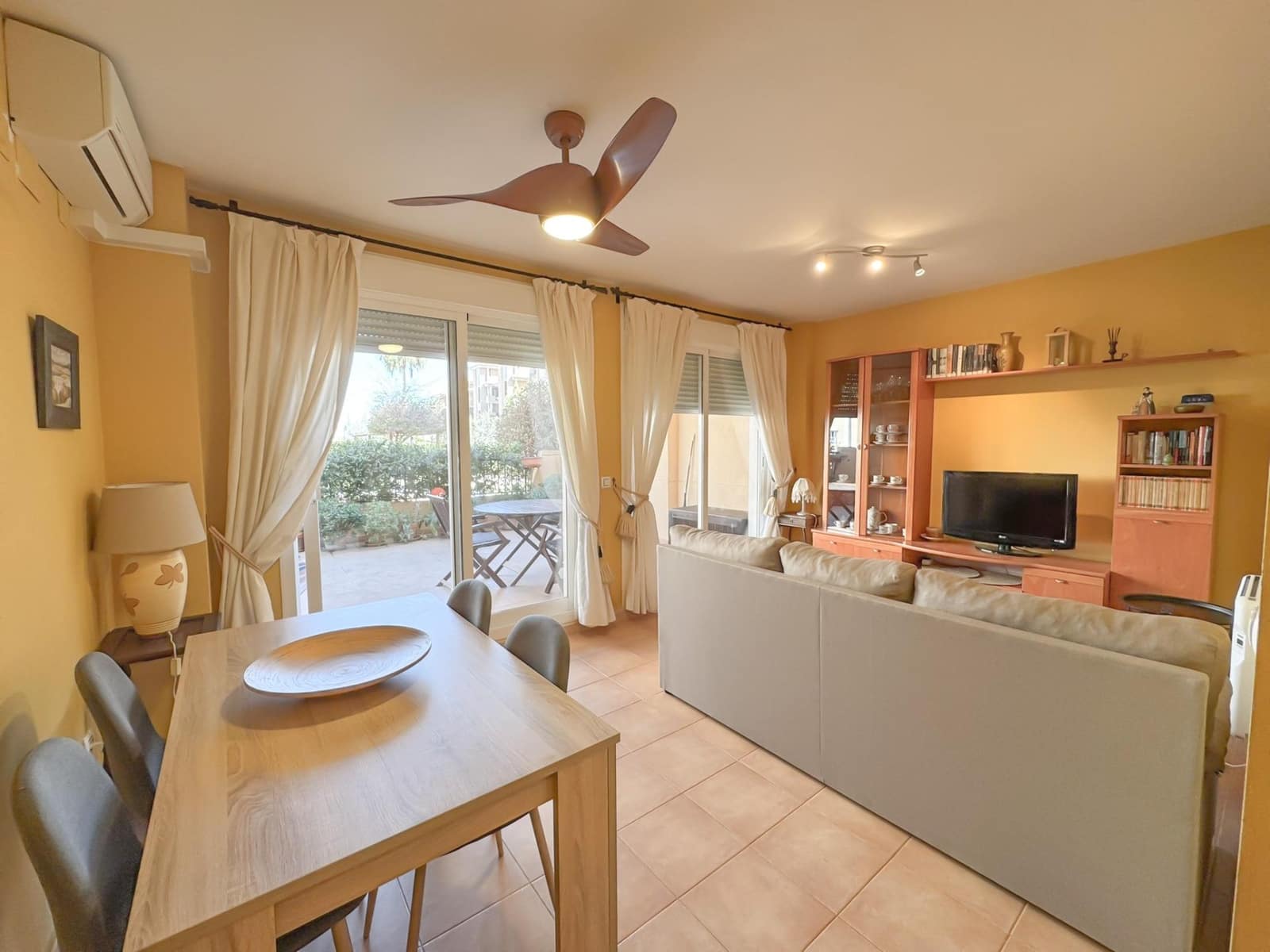 2 bedroom Apartment for sale in Denia - € 310,000 (Ref: 9735583)