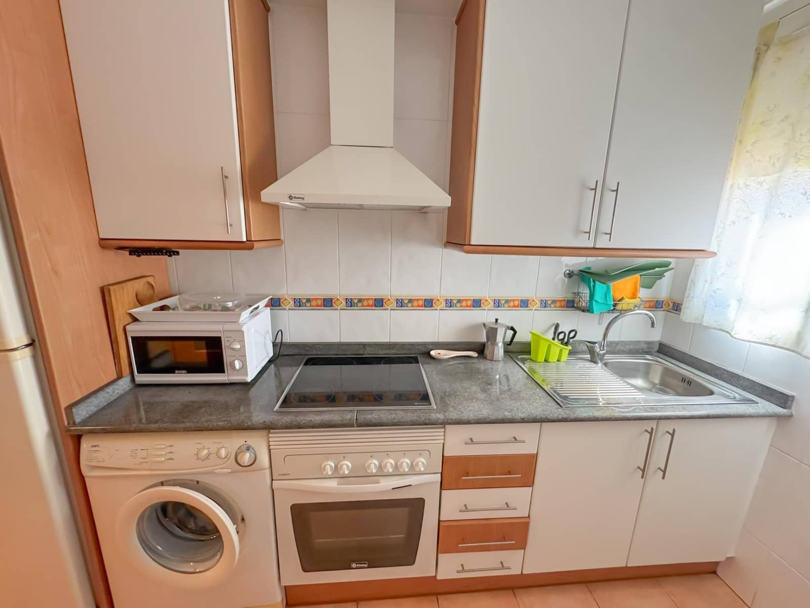2 bedroom Apartment for sale in Denia - € 310,000 (Ref: 9735583)
