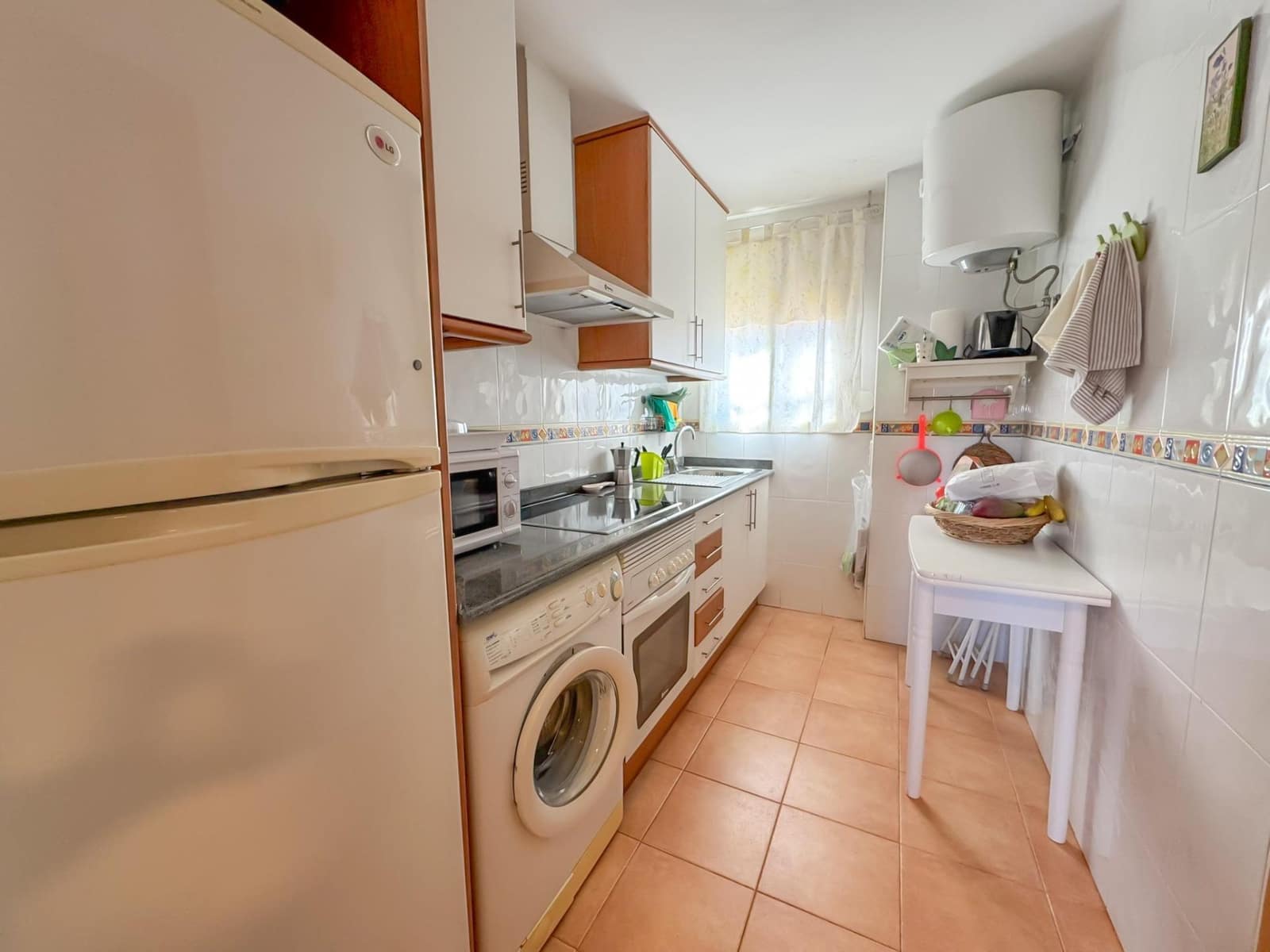 2 bedroom Apartment for sale in Denia - € 310,000 (Ref: 9735583)
