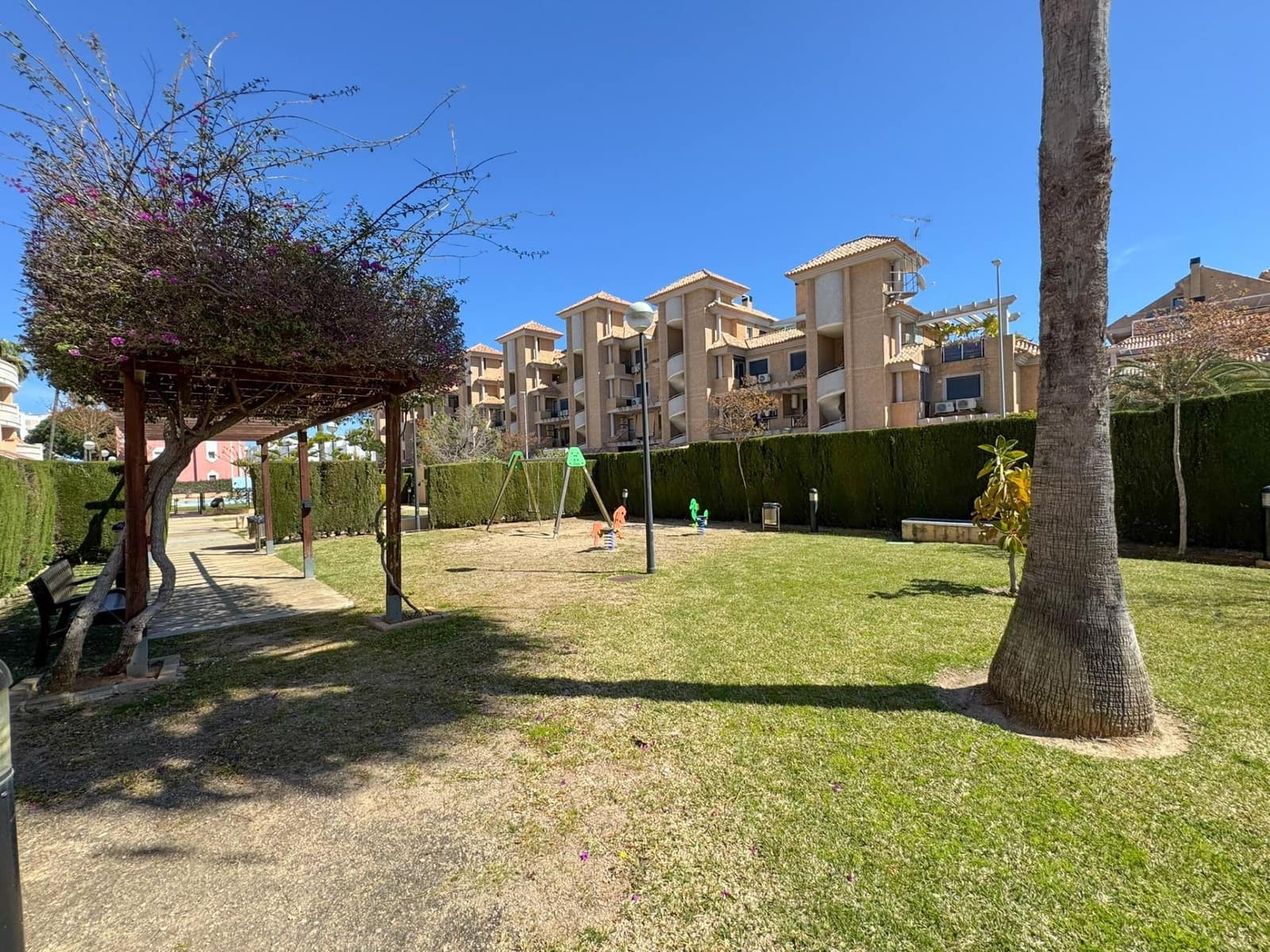 2 bedroom Apartment for sale in Denia - € 310,000 (Ref: 9735583)