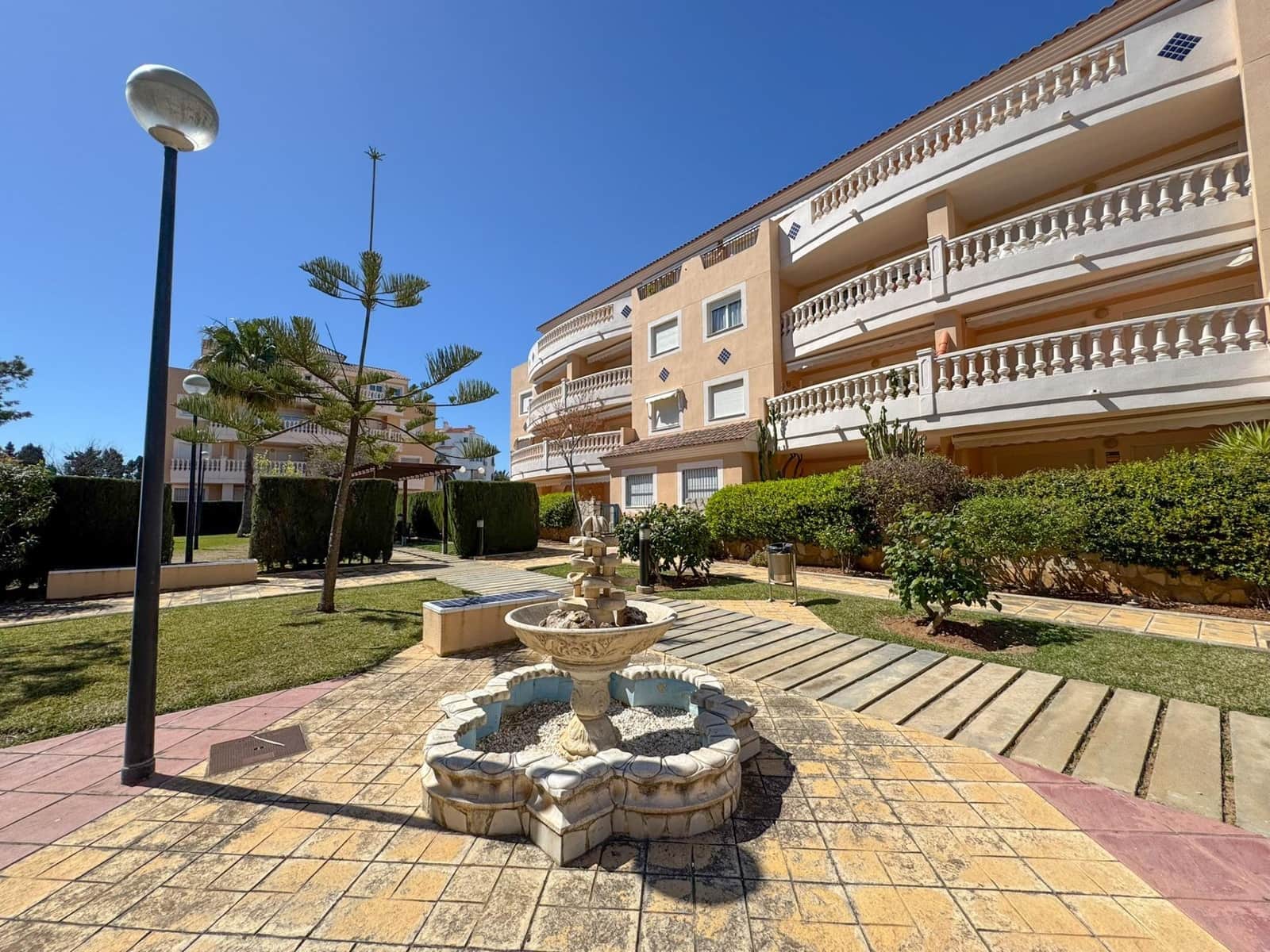 2 bedroom Apartment for sale in Denia - € 310,000 (Ref: 9735583)