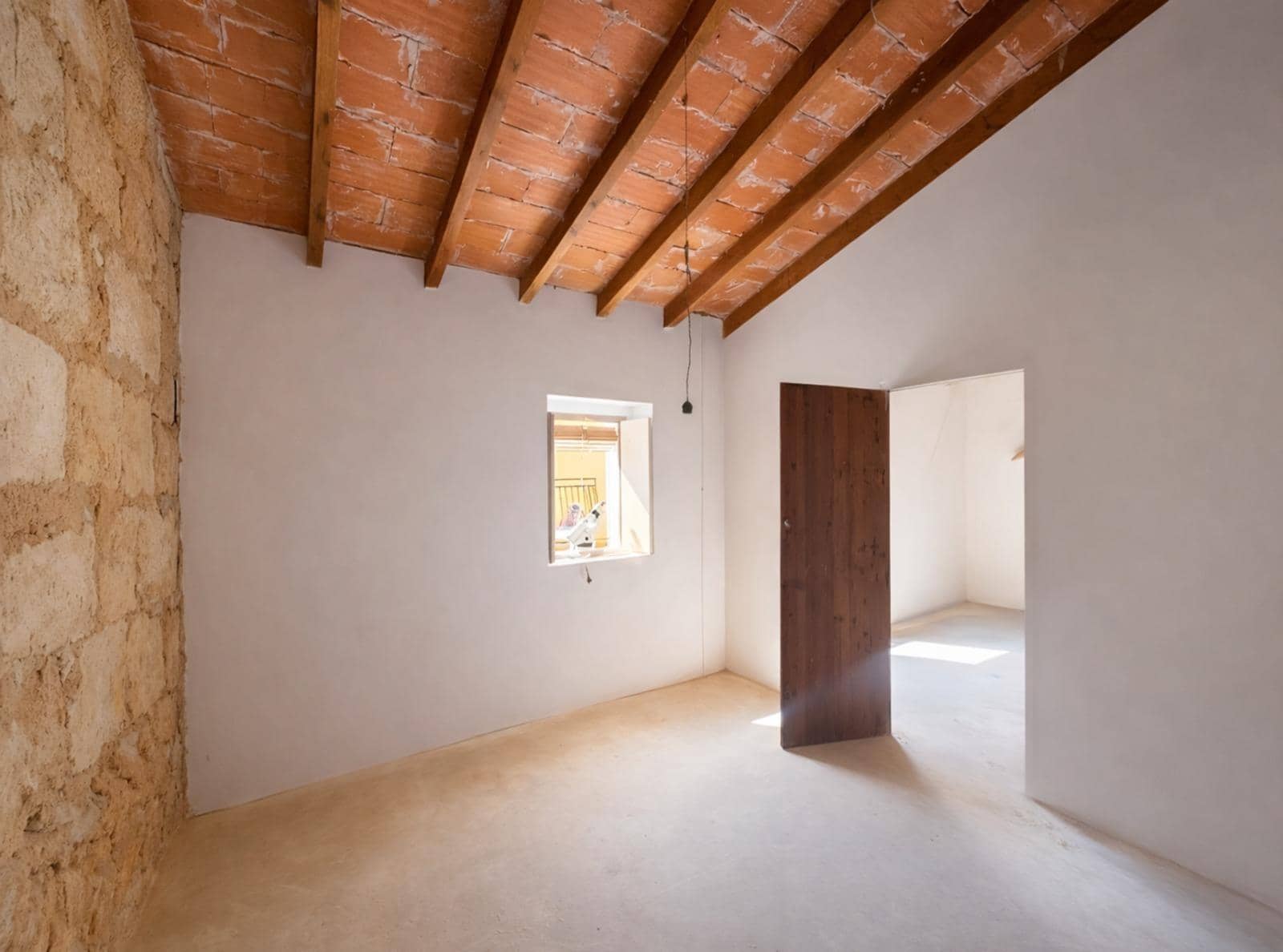 4 bedroom Townhouse for sale in Denia - € 299,000 (Ref: 9738563)