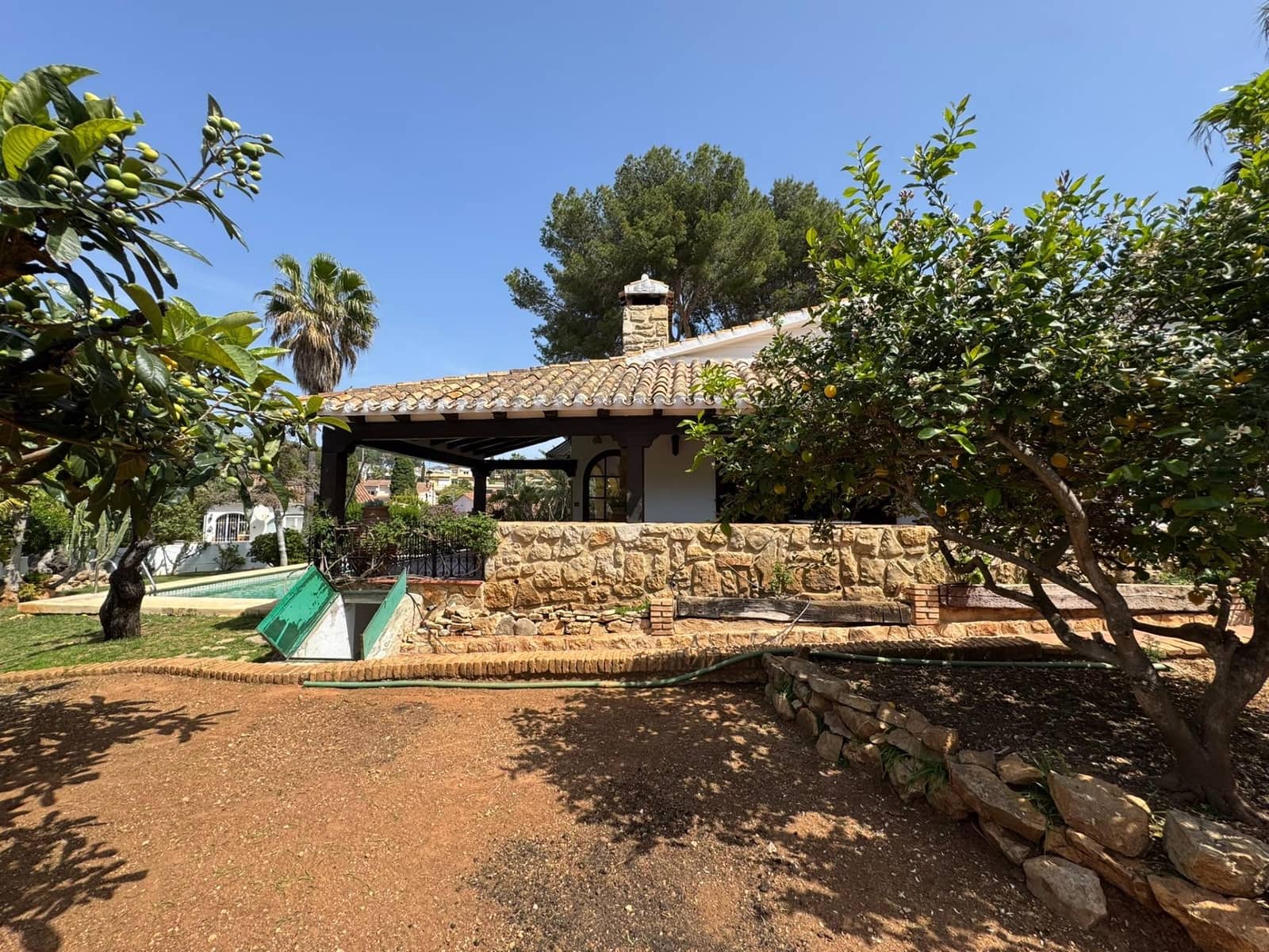 3 slaapkamer Villa te huur in Denia met zwembad garage - € 1.950 (Ref: 9778127)