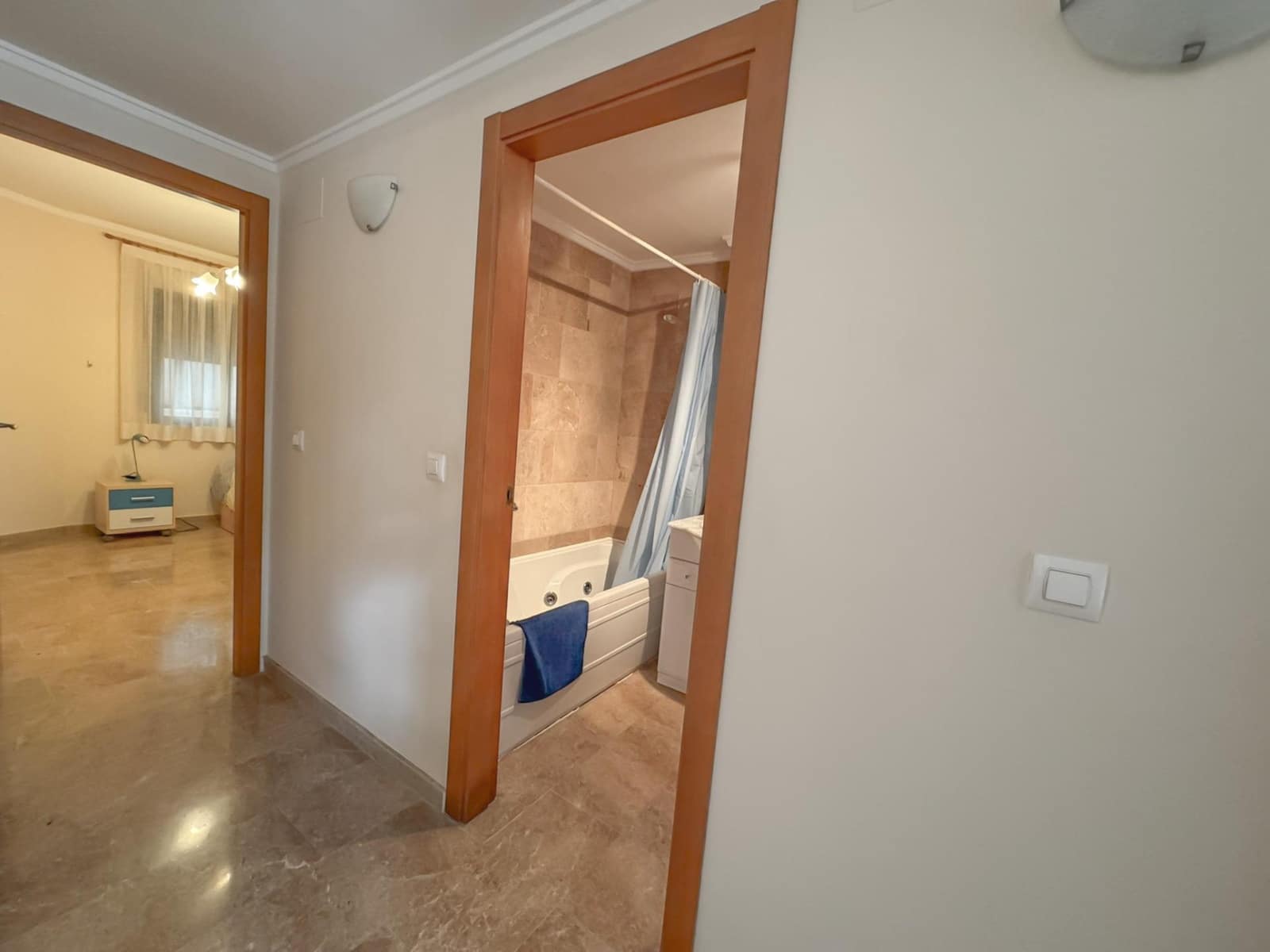 2 bedroom Apartment for rent in Denia with garage - € 950 (Ref: 9778128)