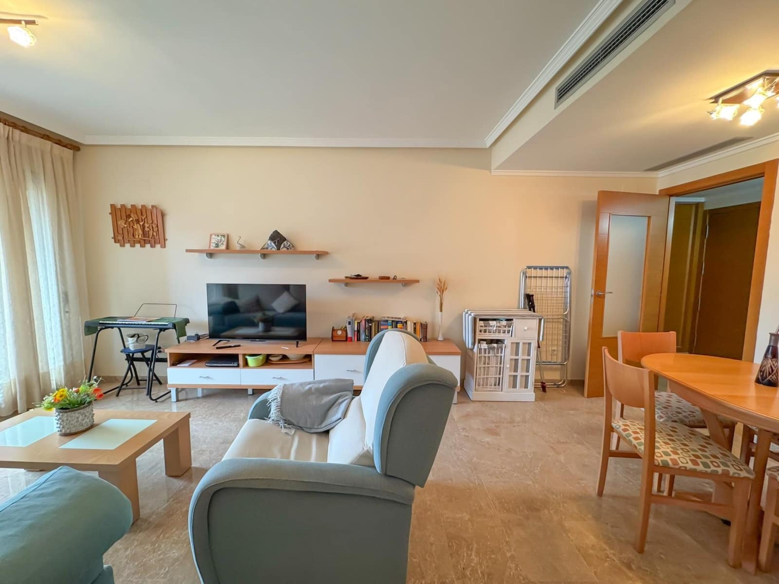 2 bedroom Apartment for rent in Denia with garage - € 950 (Ref: 9778128)