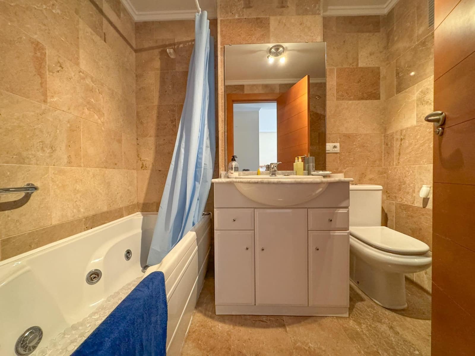 2 bedroom Apartment for rent in Denia with garage - € 950 (Ref: 9778128)