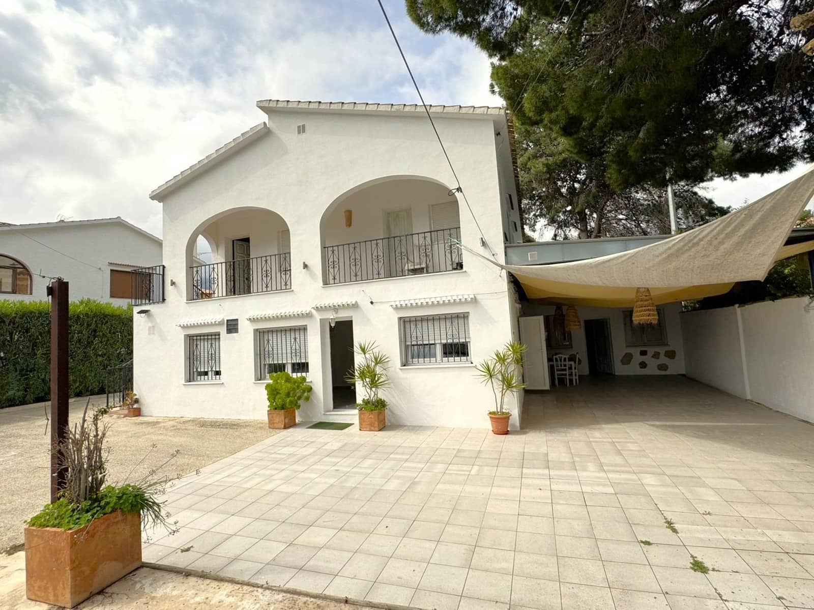 5 sovrum Villa till salu i Denia med garage - 590 000 € (Ref: 9807952)