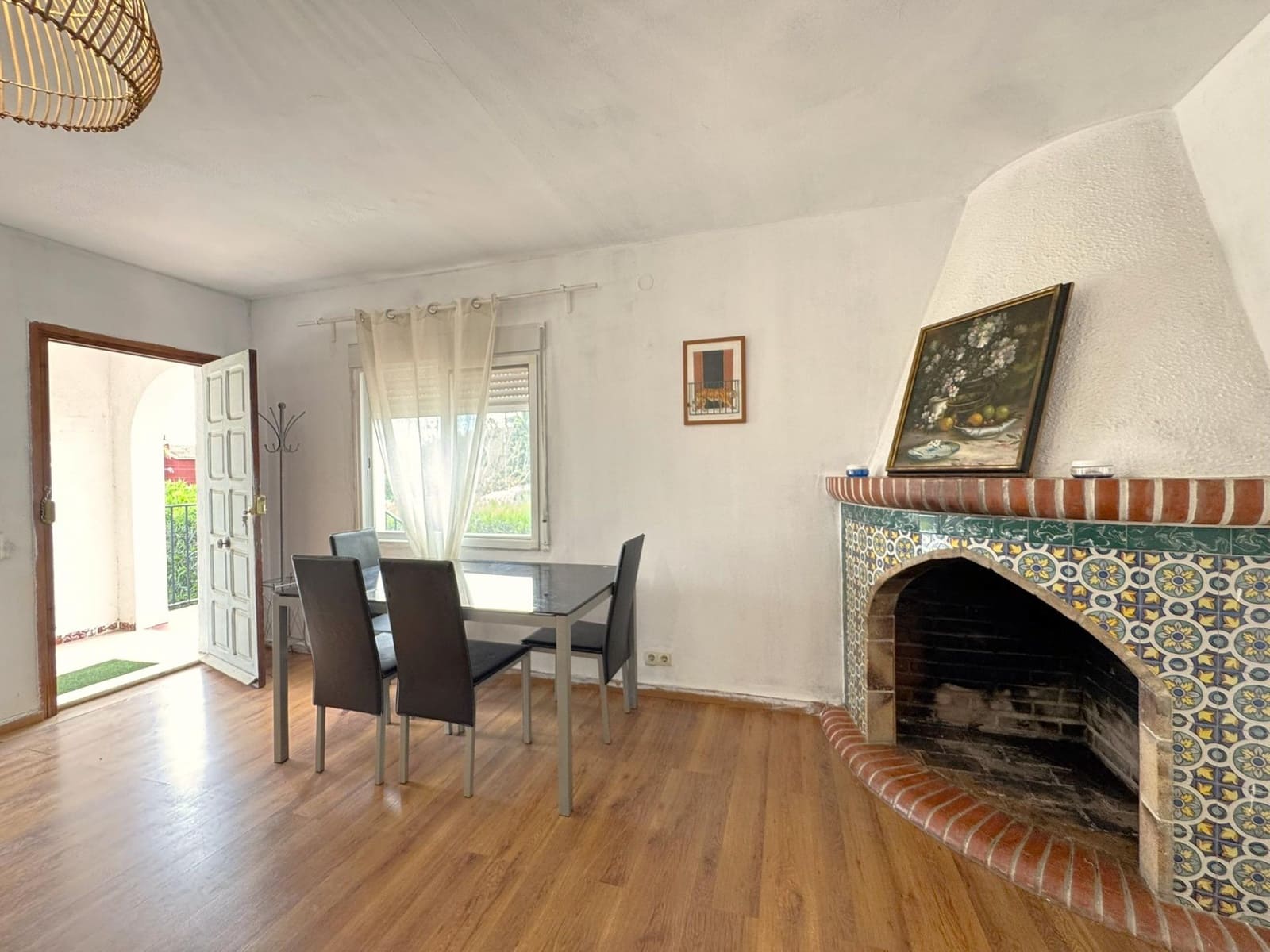 5 bedroom Villa for sale in Denia with garage - € 590,000 (Ref: 9807952)