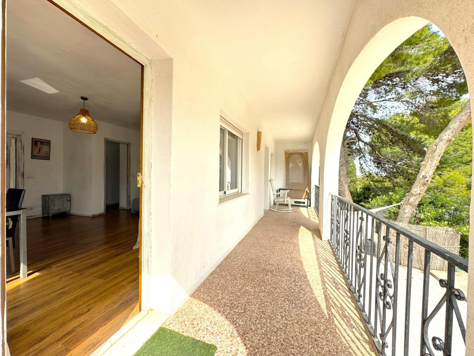 5 bedroom Villa for sale in Denia with garage - € 590,000 (Ref: 9807952)