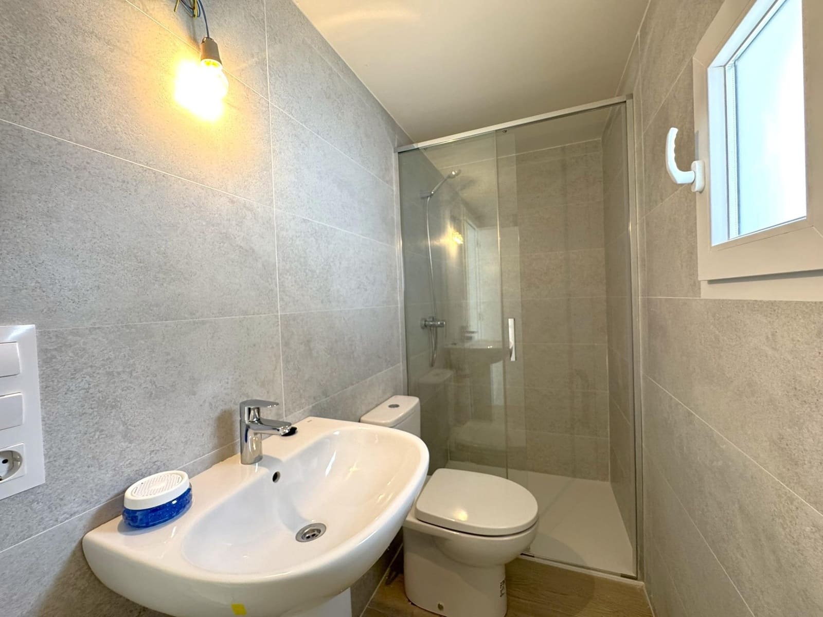5 bedroom Villa for sale in Denia with garage - € 590,000 (Ref: 9807952)