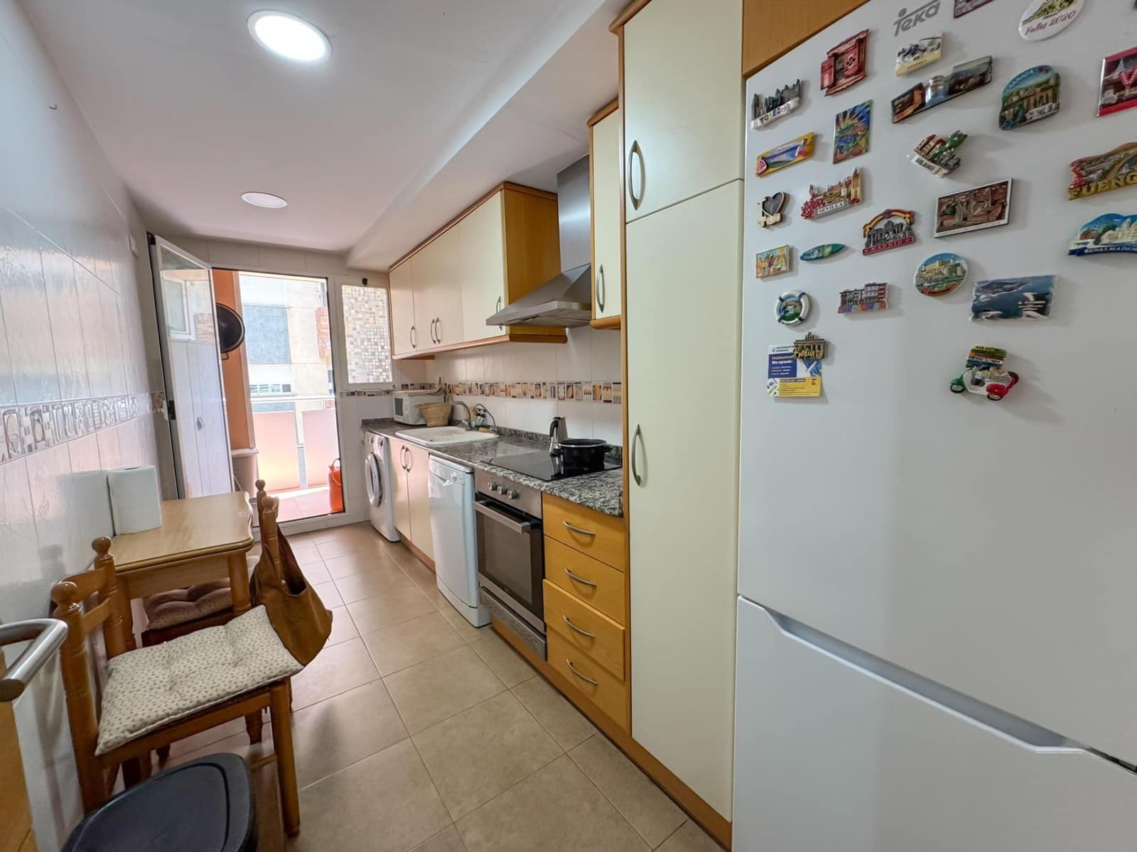 Piso de 3 habitaciones en Dénia en venta - 273.000 € (Ref: 9820502)