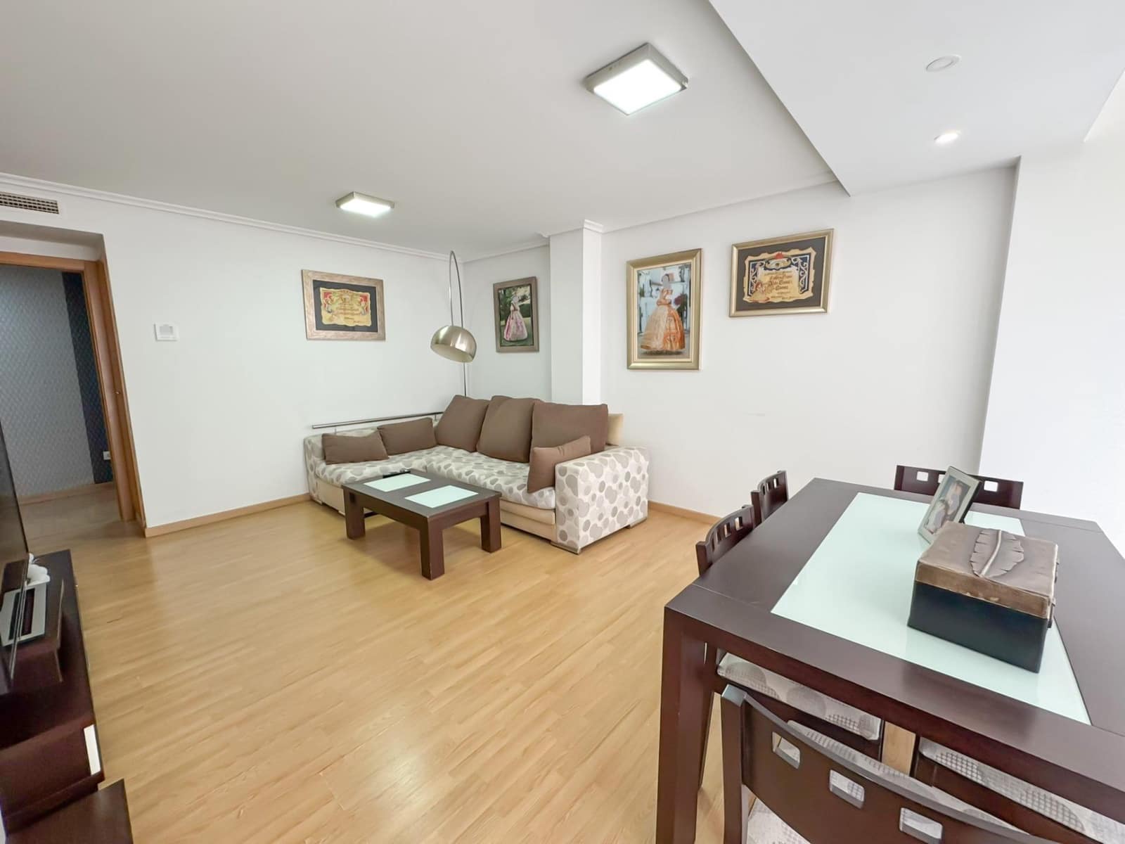 Piso de 3 habitaciones en Dénia en venta - 273.000 € (Ref: 9820502)