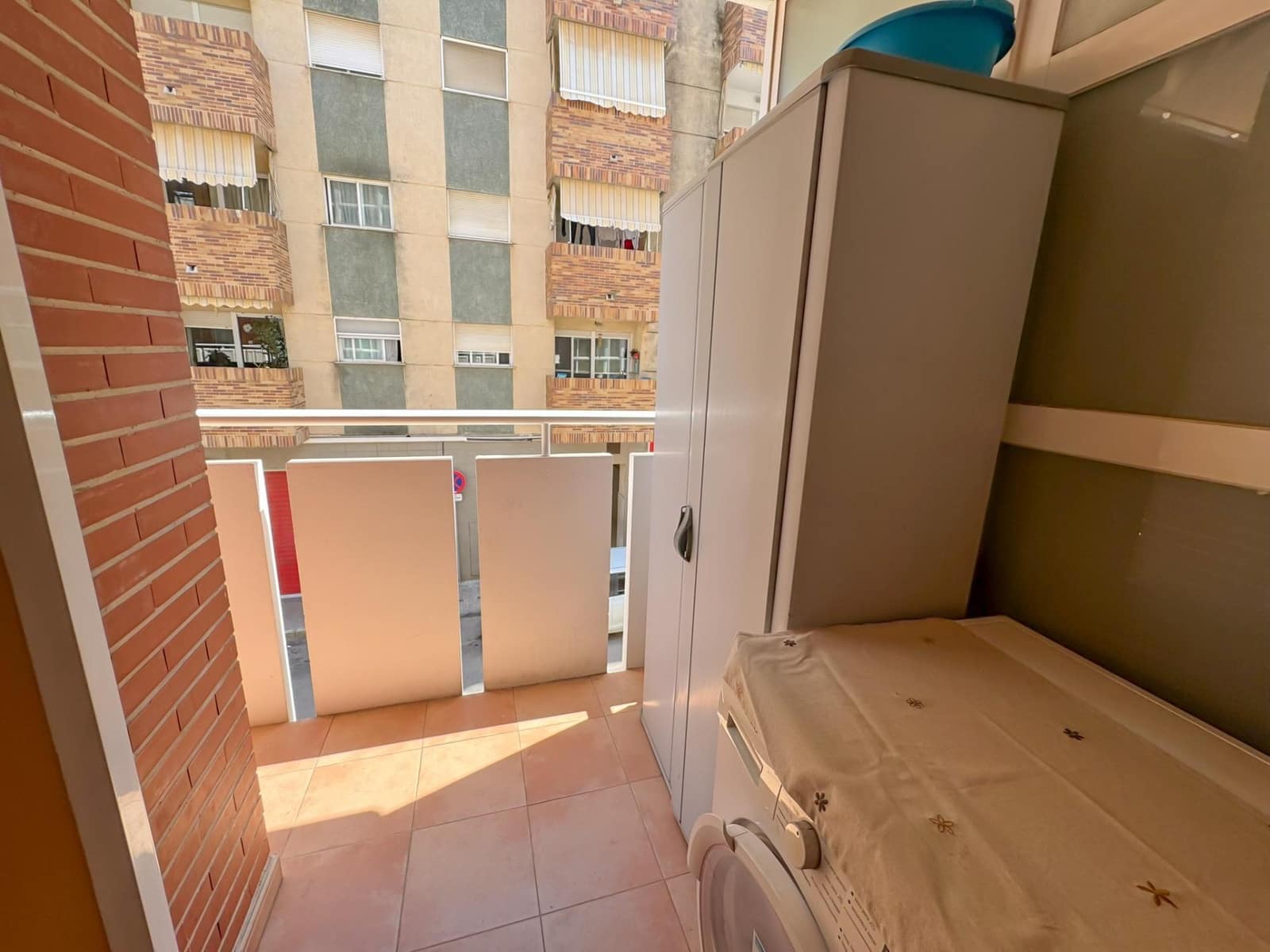 Piso de 3 habitaciones en Dénia en venta - 273.000 € (Ref: 9820502)