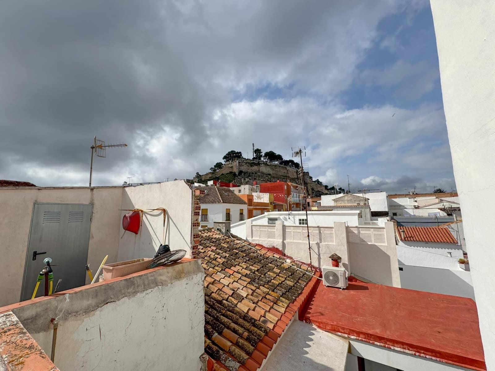 3 quarto Casa em Banda para venda em Denia - 265 000 € (Ref: 9825250)