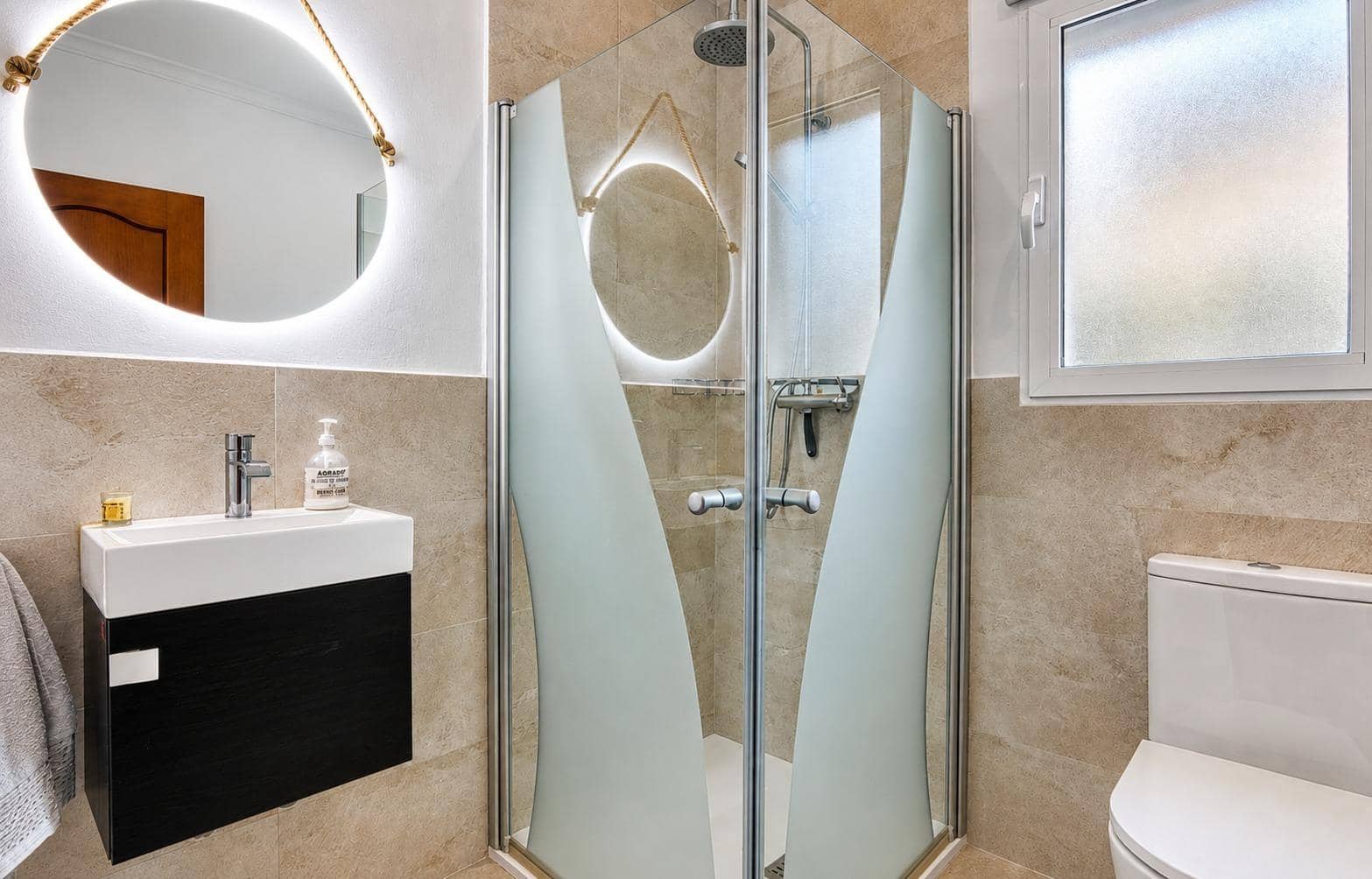 Chalet de 3 habitaciones en La Sella en venta con piscina - 660.000 € (Ref: 9836666)
