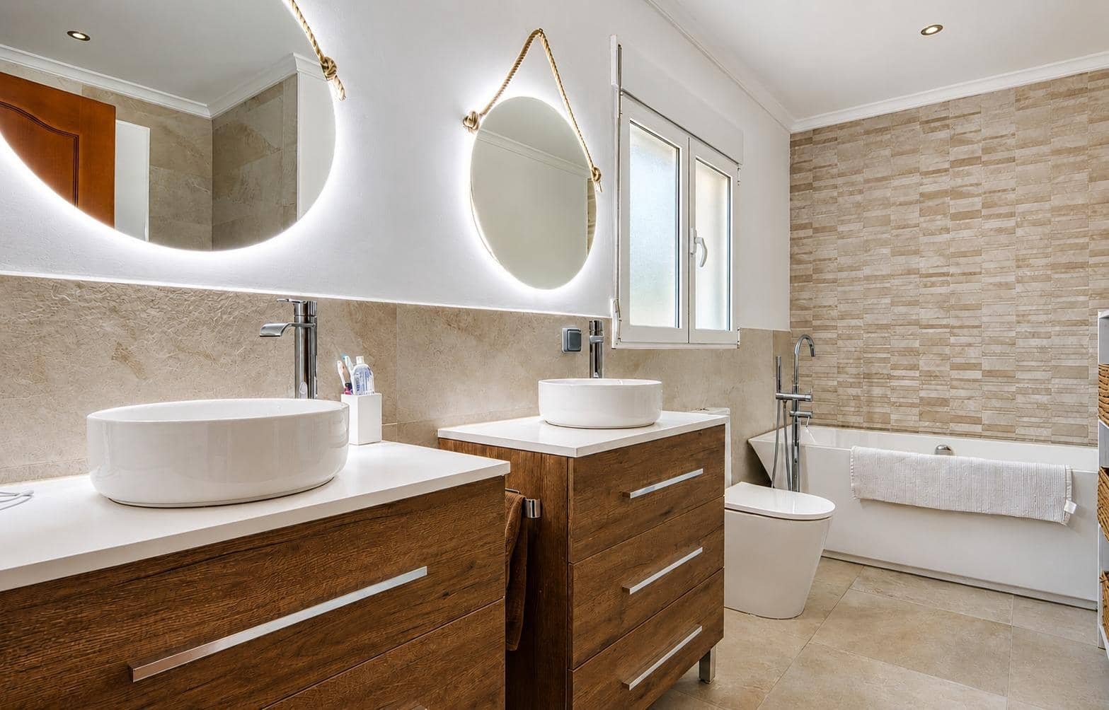 Chalet de 3 habitaciones en La Sella en venta con piscina - 660.000 € (Ref: 9836666)