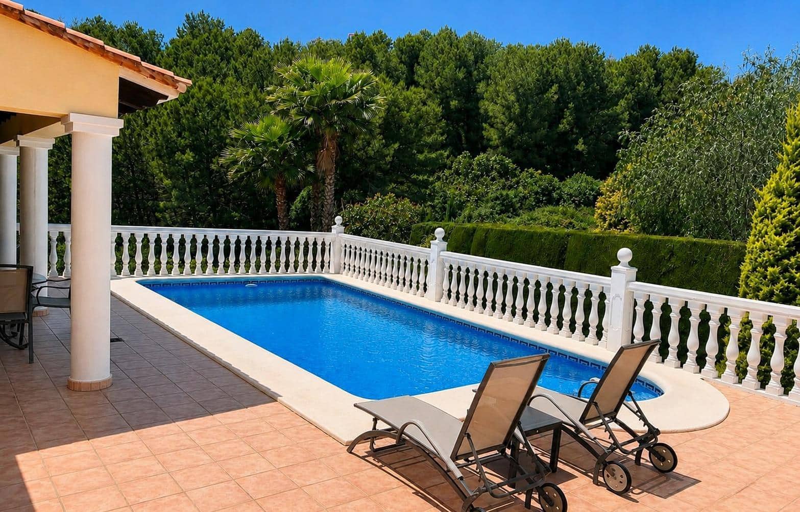 Chalet de 3 habitaciones en La Sella en venta con piscina - 660.000 € (Ref: 9836666)