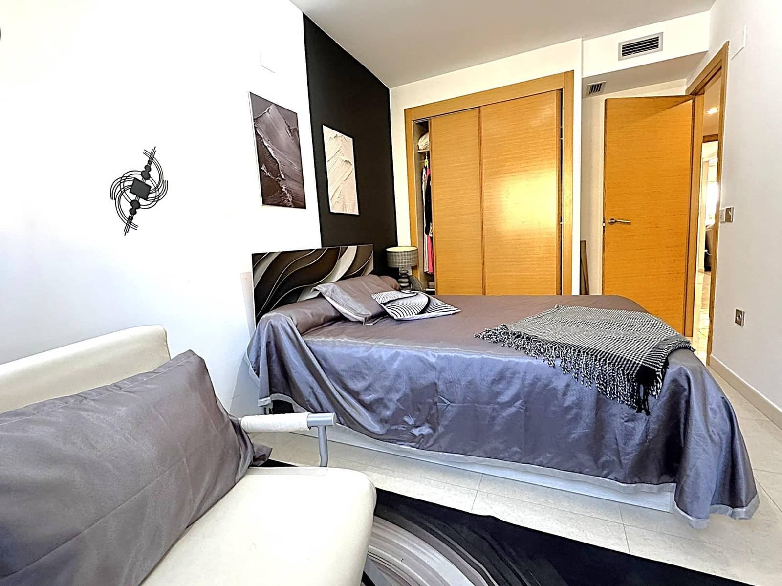 3 bedroom Apartment for sale in Denia with pool garage - € 345,000 (Ref: 9846239)
