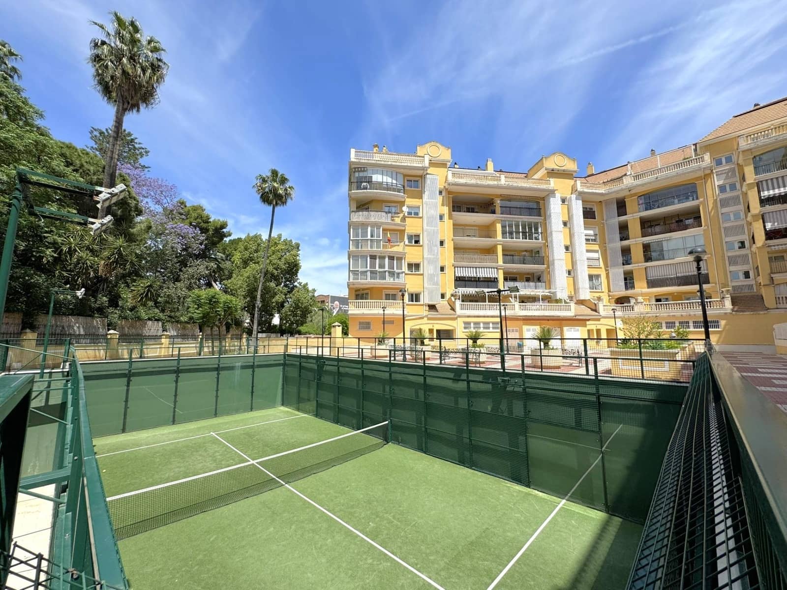3 bedroom Apartment for sale in Denia with pool garage - € 345,000 (Ref: 9846239)