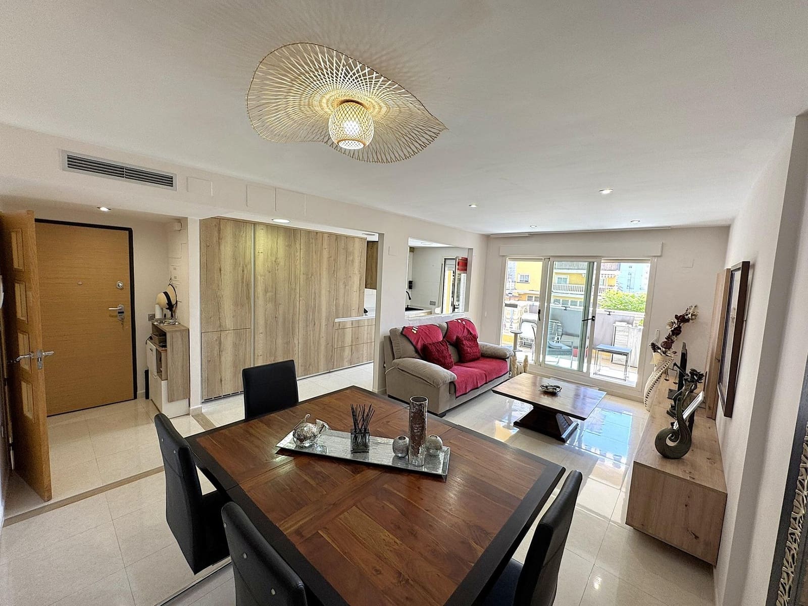 3 bedroom Apartment for sale in Denia with pool garage - € 345,000 (Ref: 9846239)