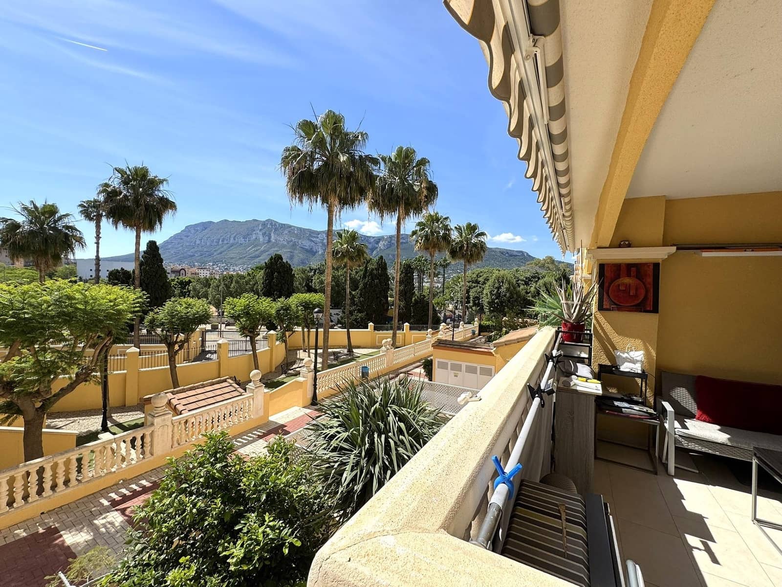 3 bedroom Apartment for sale in Denia with pool garage - € 345,000 (Ref: 9846239)