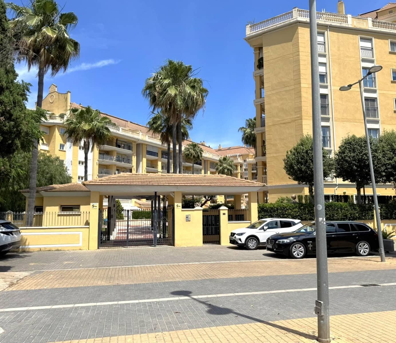 3 bedroom Apartment for sale in Denia with pool garage - € 345,000 (Ref: 9846239)