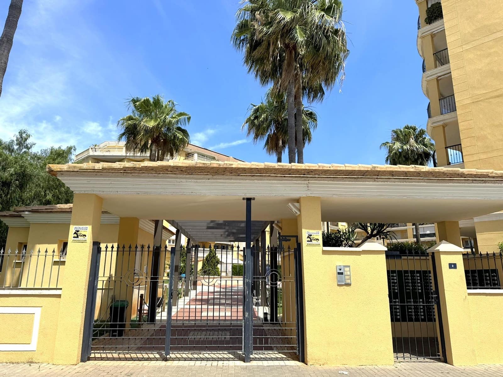 3 bedroom Apartment for sale in Denia with pool garage - € 345,000 (Ref: 9846239)