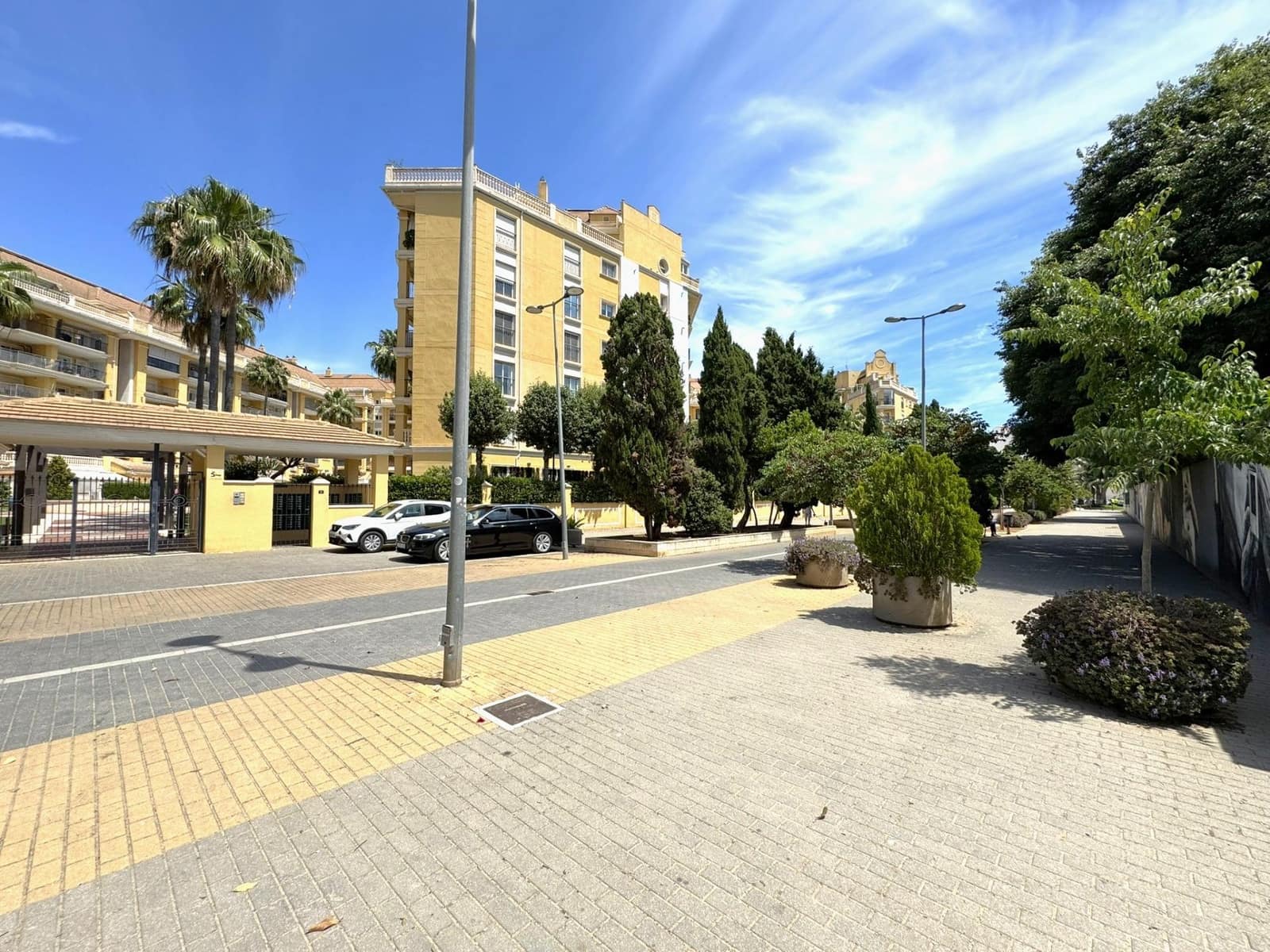 3 bedroom Apartment for sale in Denia with pool garage - € 345,000 (Ref: 9846239)