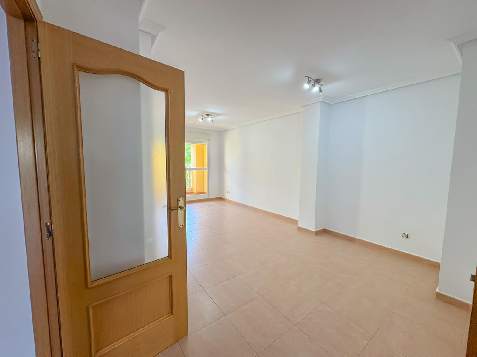 3 Zimmer Apartment zu verkaufen in Denia - 280.000 € (Ref: 9881939)